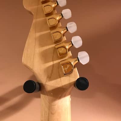 Fender Stratocaster Gold Elite 1983 Off white image 7