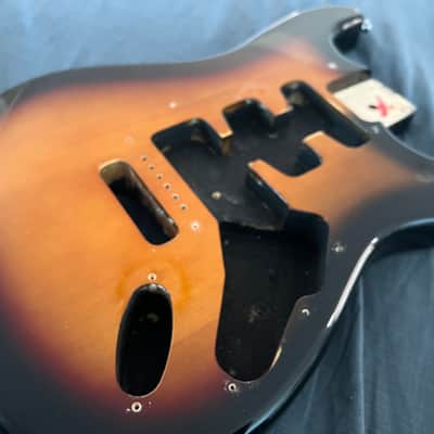 Squier Stratocaster body (Sunburst) image 2