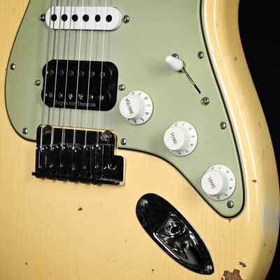 Fender Custom Shop Deluxe Stratocaster w/ Seymour Duncan SH4B Humbucker, Relic/ Closet Classic Hardware- Aged Vintage White 2026 (R148062) image 11
