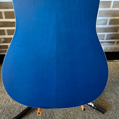 Art & Lutherie CEDAR CW Early 2000s - Semi Gloss Blue image 6