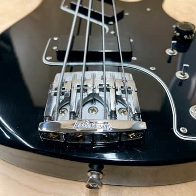 GIBSON Victory Artist Bass! 1982 NEAR MINT CONDITION!! image 17