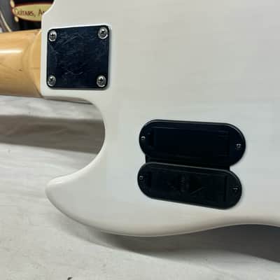 Sire Marcus Miller V7 5-String J-Style Electric Bass image 14