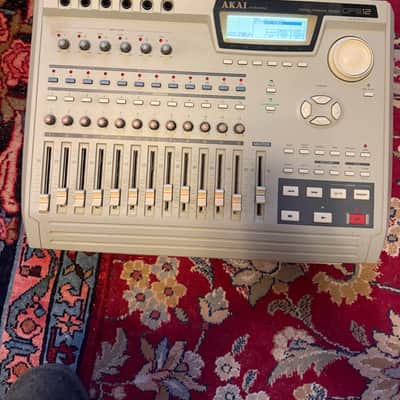 Akai DPS 12 Mid -90 s - Grey image 1