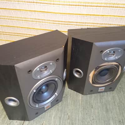 JBL E10 Northridge E Series Wall mount/Bookshelf Speakers image 7