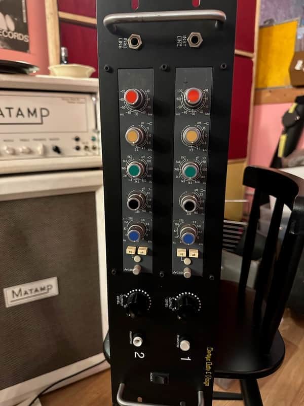 Neve 33135 x 2 - 1970s racked image 1