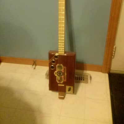 Weekly House Cigar Box Guitar 2013 Natural image 1