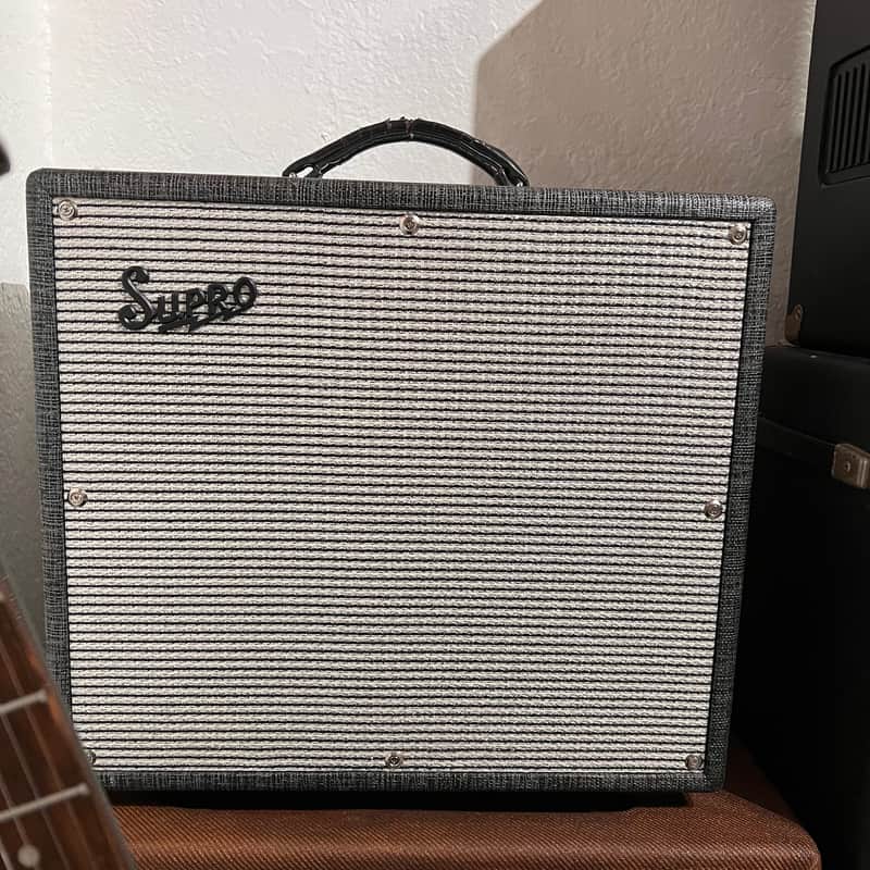 Supro 1695T Black Magick 25-Watt 1x12" Guitar Combo 2016 - Present - Black Rhino image 1