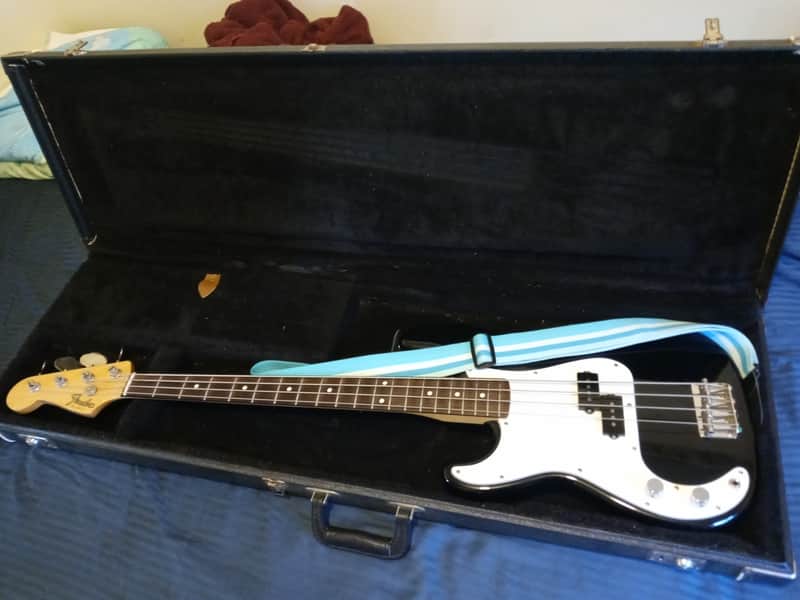 Fender P Bass MIJ 1986 - Black image 1