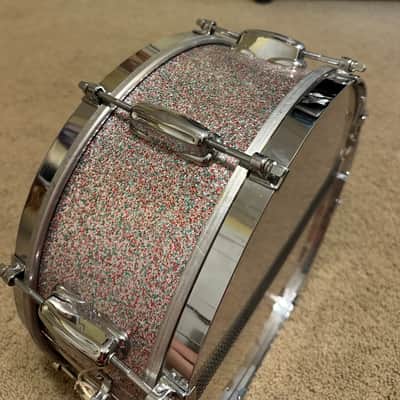 Slingerland 5x14 8 Lug Snare Drum October 1961 - Peacock Sparkle image 8