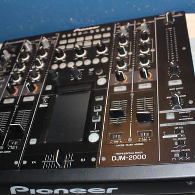 Pioneer DJM-2000 Professional 4-Channel Digital DJ Mixer image 5