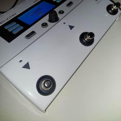 TC Helicon VoiceLive Play GTX 2012 - 2014  White image 2