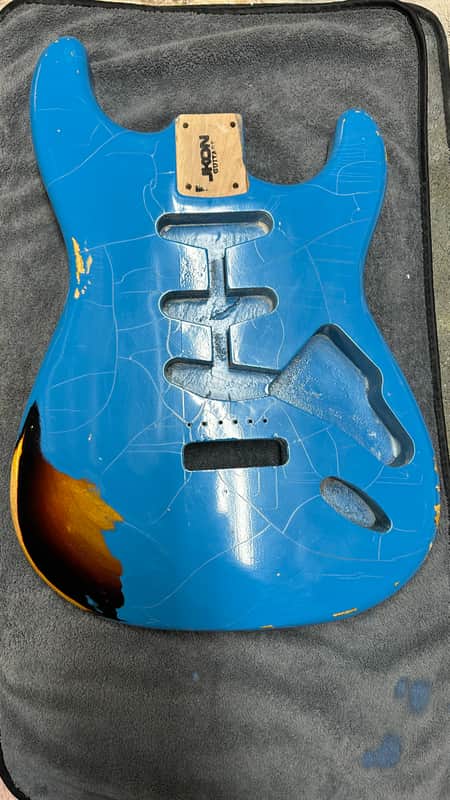 Stratocaster Body Relic Nitro Maui Blue/ Sunburst image 1