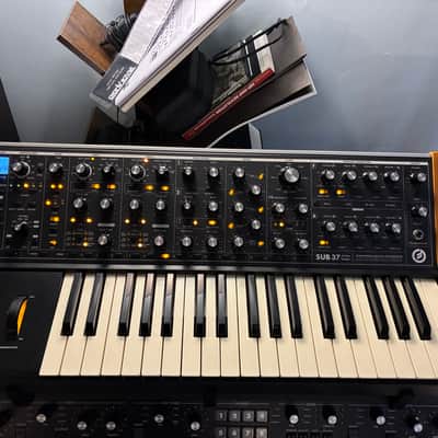 Moog Sub 37 Tribute Edition 2010s - Black