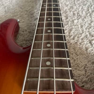 Fender Deluxe Zone Bass 2002 MIM Sienna Sunburst Rare 4-String Bass Guitar image 7