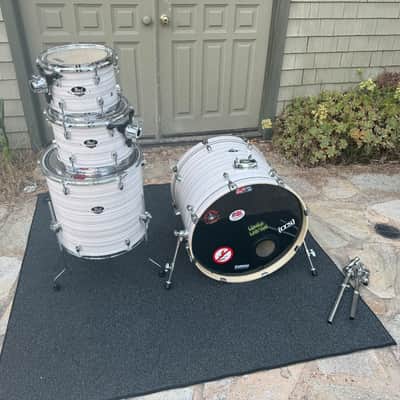 Pearl Export 4pc Drum Set kit in Slipstream White image 2
