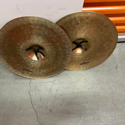 Zildjian K Symphonic Traditional 18" Orchestral Crash Cymbals image 2