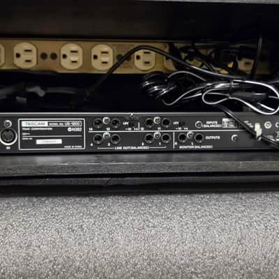 TASCAM US-1800 image 2