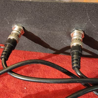 Shure Lot of Wireless Receivers & Antenna ULXS4 & 2 Each Of UC4-UA w/ Mini XLR Adapters & 6 Antenna image 23