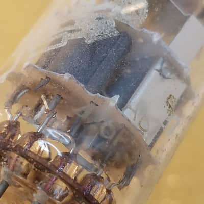 Amperex Matched Pair (2) 6DJ8 tNOS AT1000 TESTED Vacuum Tubes Heerlen Small Halo Getter rare Treble Clef Bugle Boy T4TCbb ECC88 dual triode 1960-1966 image 11