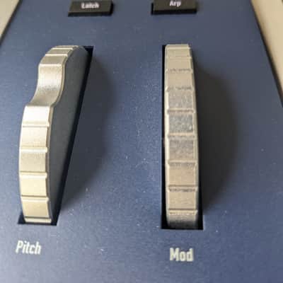 Waldorf Quantum MK2 61-Key Hybrid Synthesizer 2023 - Present - Blue image 7