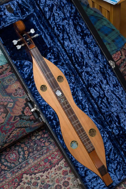 Blue Lion IIRS Mountain Dulcimer, mfg. 2000, Natural Satin w/ rare Brass Rosettes, image 1
