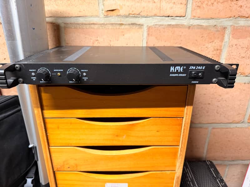 KME SPA 240E Studio Amplifier image 1