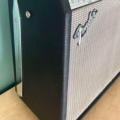 Fender Twin Reverb 2-Channel 100-Watt 2x12" Guitar Combo - Silver Panel (NEW POWER TRANSFORMER, PROFESSIONALLY SERVICED) image 4