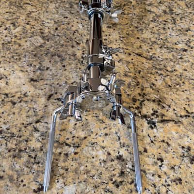 50% Off: DW 9000 Series Tom Stand image 4