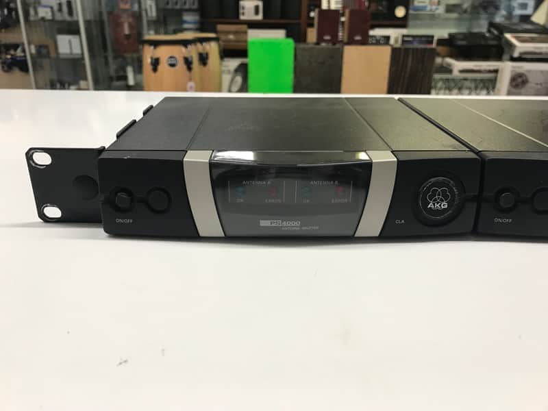 AKG PSU4000 Antenna Splitter image 1