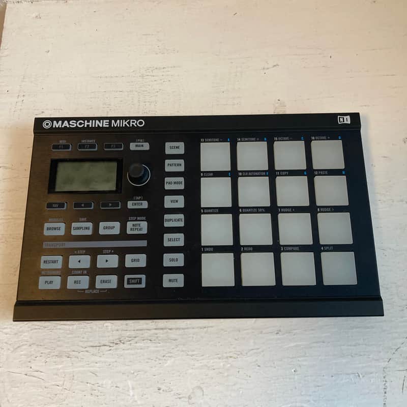 Native Instruments Maschine Mikro 2010s - Black image 1