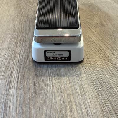 Xotic Xotic XW-1 Wah Pedal 2024 - White image 5