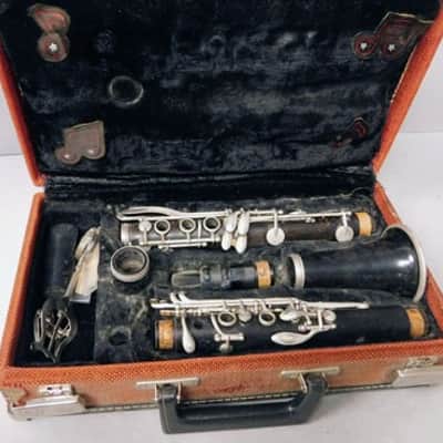 LeBlanc Normandy 4 Wood Soprano Clarinet, France, with case image 1