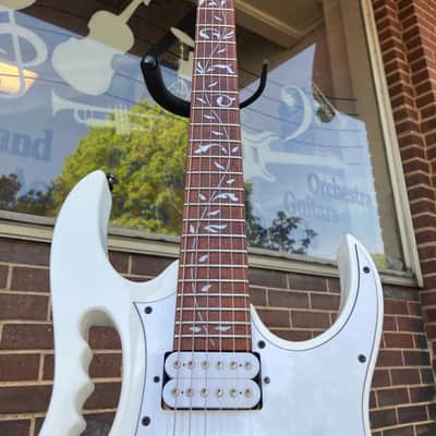 Ibanez JEMJR-WH Steve Vai Signature- White image 8