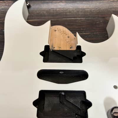 2016 Ibanez Prestige RG2570MZA Body White Pearl Metallic Made in Japan image 6