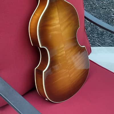 Hofner 500/1 Cavern reissue Music Ground 1994 - Sunburst image 8