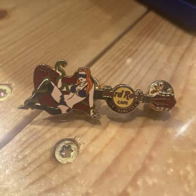 2006 Hard Rock Cafe Pin Up Girl Pin image 4