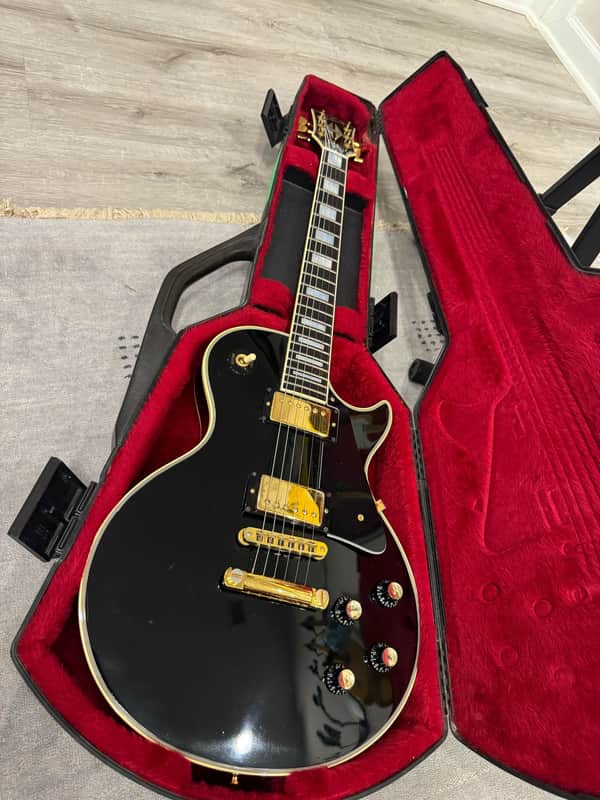 1978 Gibson Les Paul Custom - Cherry Burst painted over in Black by Factory image 1
