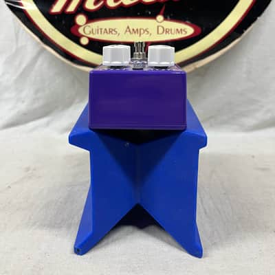 Stomp Under Foot Violet Menace Fuzz Pedal image 5