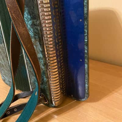 Button Accordion Tenor 100 Bass USSR Bayan Straps Soviet Made in Russia Vintage image 7