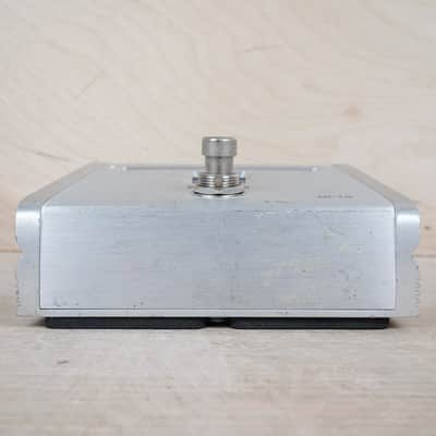 Korg DT-10 Chromatic Pedal Tuner Silver image 2