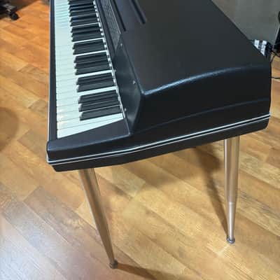 Wurlitzer 200A 64-Key Electric Piano 1974 - 1983 - Black image 2