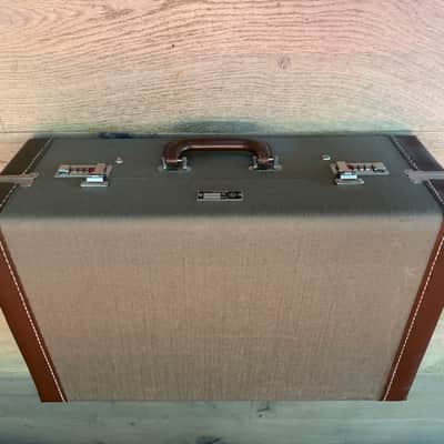 Telefunken AK-47 MkII Large Diaphragm Multipattern Tube Condenser Microphone 2010s - Black Matched Pair image 4