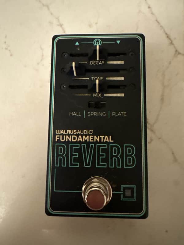 Walrus Audio Fundamental Reverb
