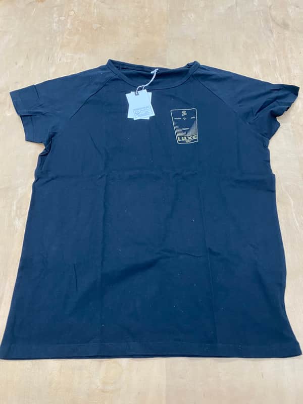 Isle of Tone Luxe 66 T Shirt - Large NWT image 1