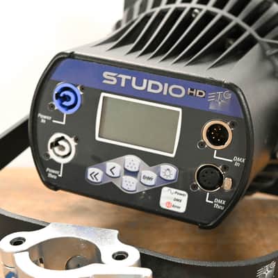 ETC Desire D60 Studio HD LED Par Wash Light CG01SM4 image 8