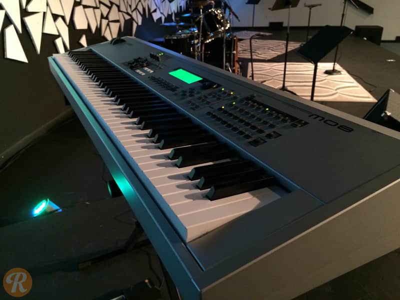 Yamaha MO 8 image 2