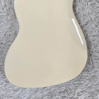 Fender  Vintera® III Early '60s Bass VI, Rosewood Fingerboard, Olympic White image 10