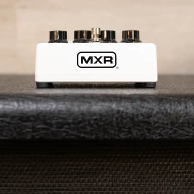 MXR EVH117 Flanger Guitar Effects Pedal image 2