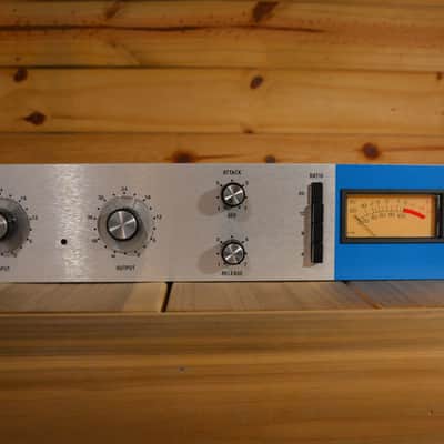 Hairball Audio The Blue Stripe Rev A – 1176 – FET compressor with Active Link image 1
