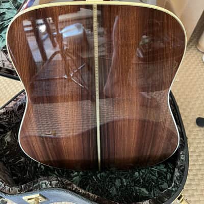 2000 Marrtinn HD28V Acoustic Guitar BEAUTIFUL -One Owner image 3